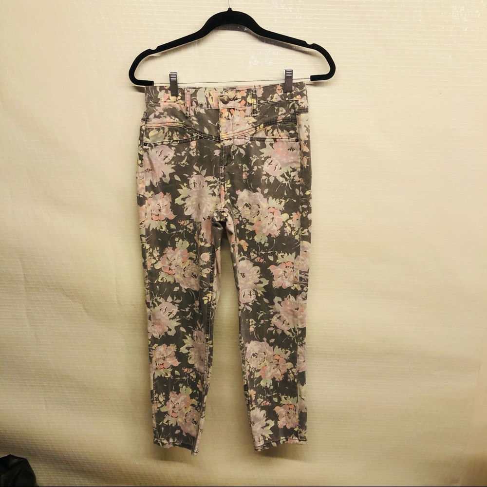 BDG Small Floral Mom Jeans Grey, Yellow, Peach etc